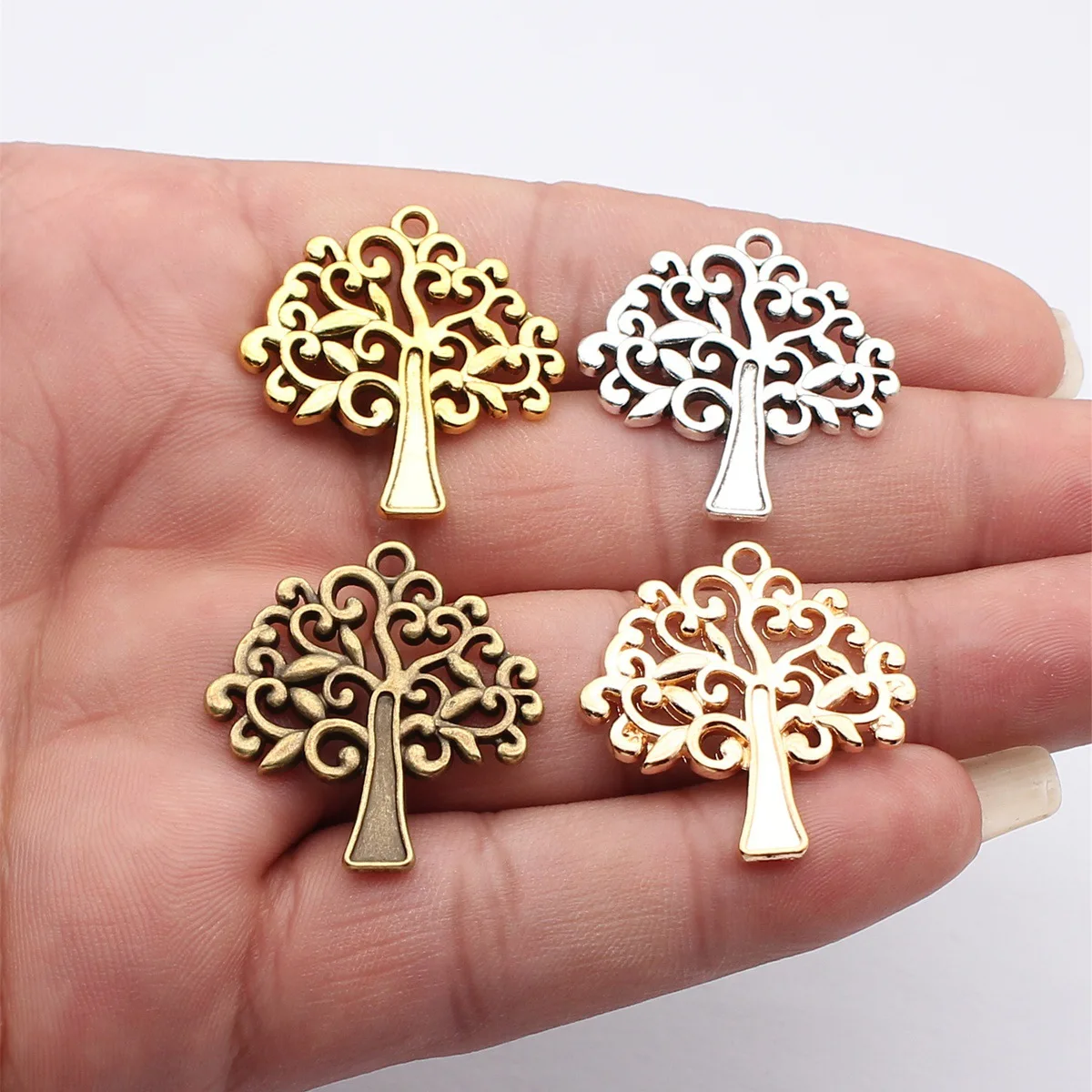 Wholesale Heart Shape Tree Of Life Charms Pendant Family Love Charms Pendant For Handmade Craft Women Jewelry Gift Making
