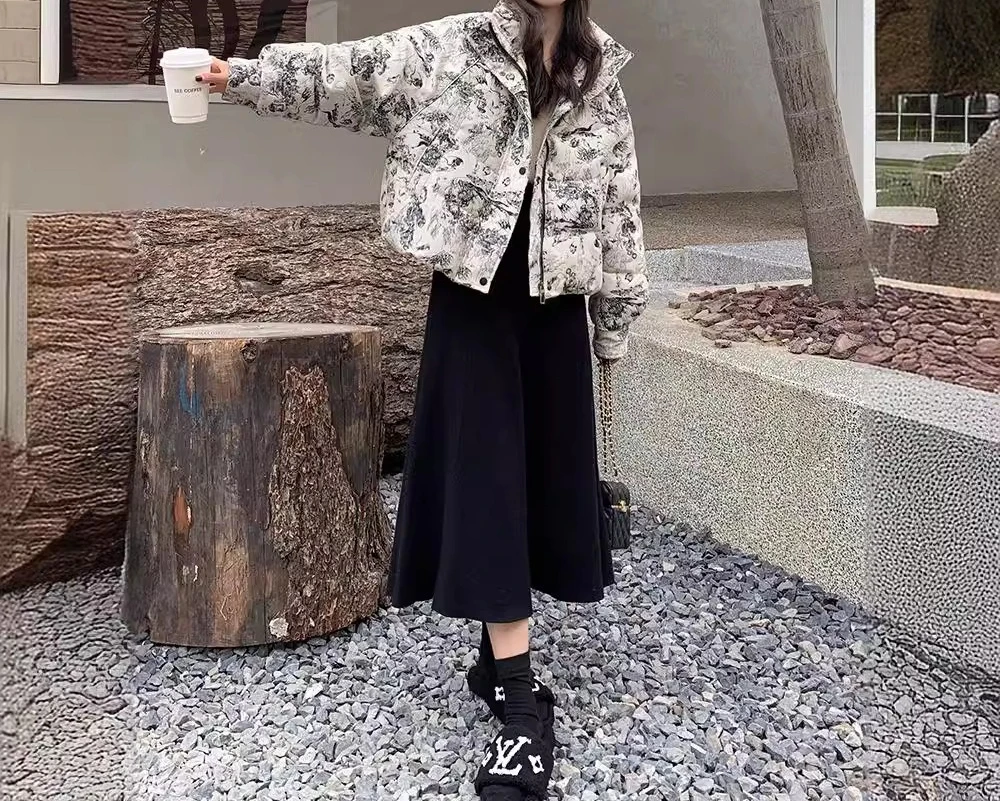 2025 New Style Unique and Super Good-looking Cotton-padded Clothes for Small People and Short Stylish Jacquard Thickened Jackets