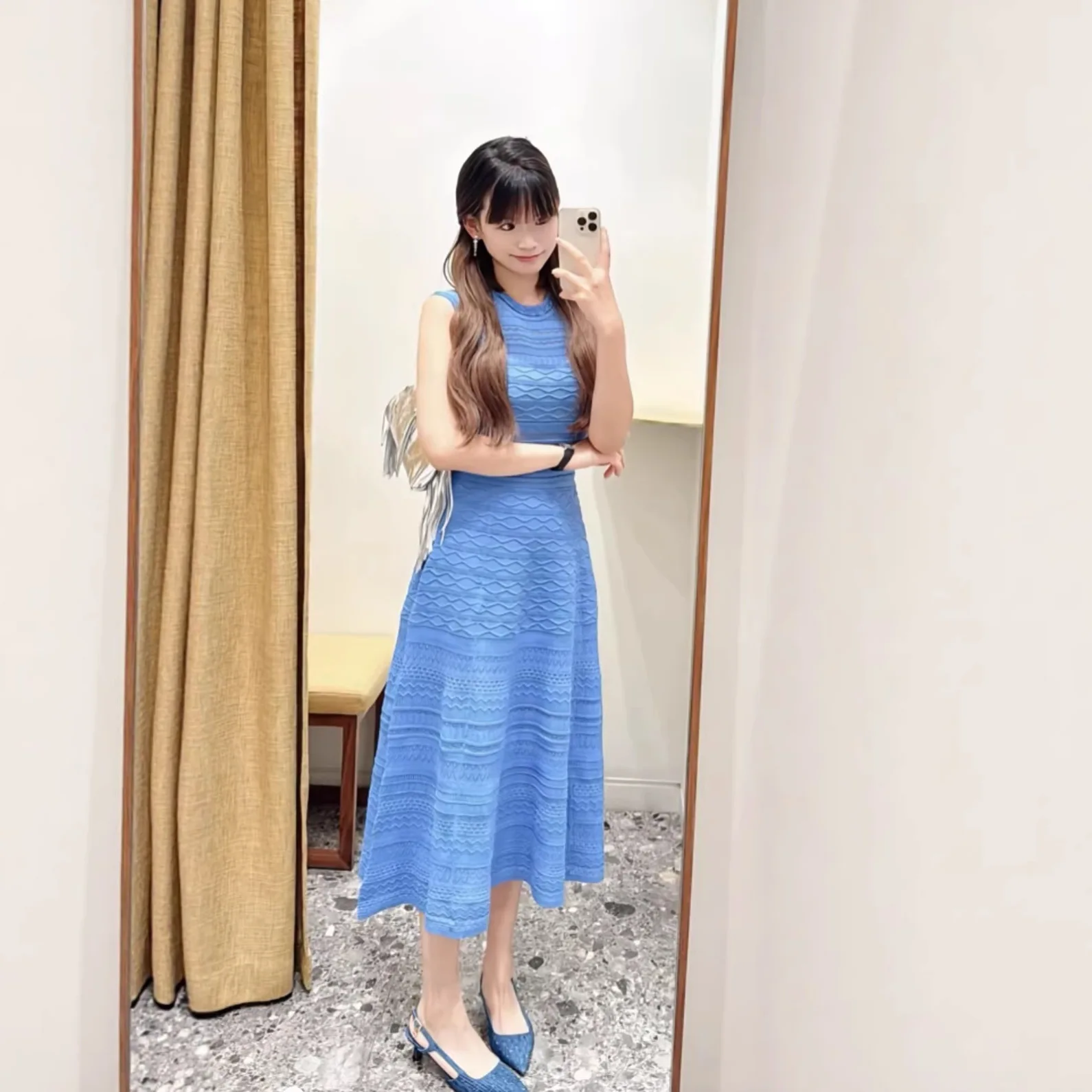 

Spring/Summer Women O-Neck Hollow Diamond Jacquard Wave Sleeveless Solid Knit Dress A-Line Elegant Fashion Knitwear Maxi Skirt