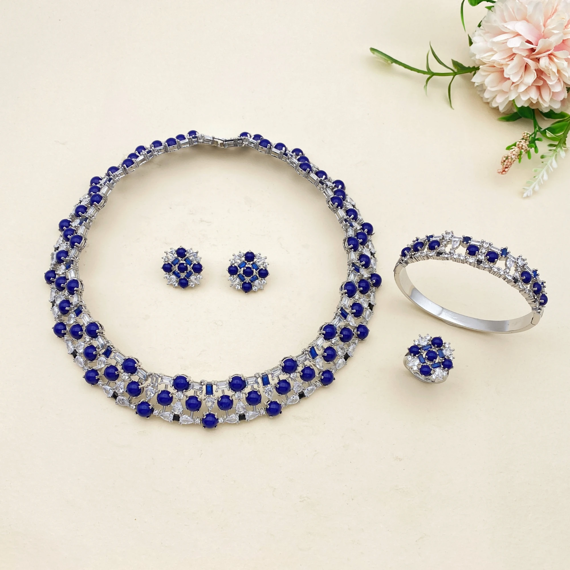

Flora Gold Plated Zircon 4Pc Women's Jewelry Set Necklace Earrings Bracelet Ring for Dubai Wedding Accessory