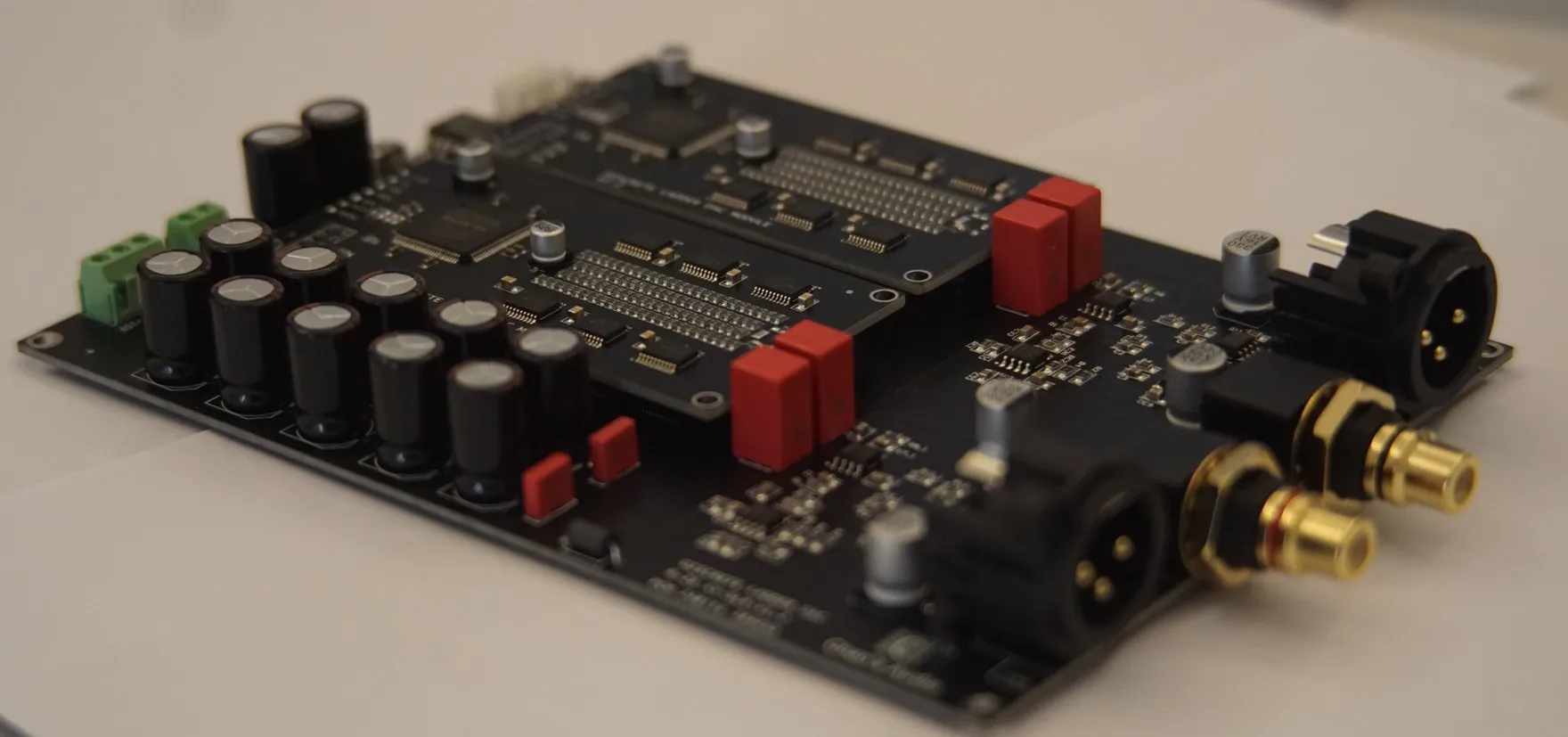 Placa decodificadora balanceada diferencial de passo resistivo complementar HIFI R-2R XY-SLR