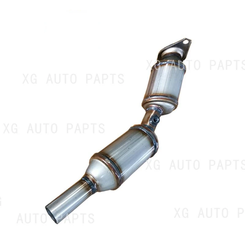 High Quality Three Way Catalytic Converter For Toyota Prius 2010-2015 1.8L