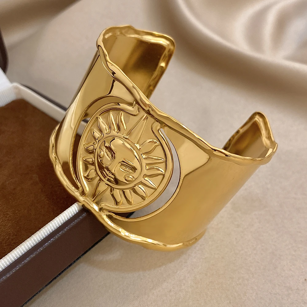 Greatera Wide Sun Head Hollow Open Armband, klobiger, glatter Oberfläche, Edelstahl, Durchmesser 61 mm, originelles Design, Damenarmreif