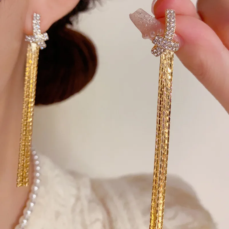 Korean Style Fashionable Rhinestones Studded Knotted Long Tassel Exquisite Light Luxury Silver Needle Earrings for Women