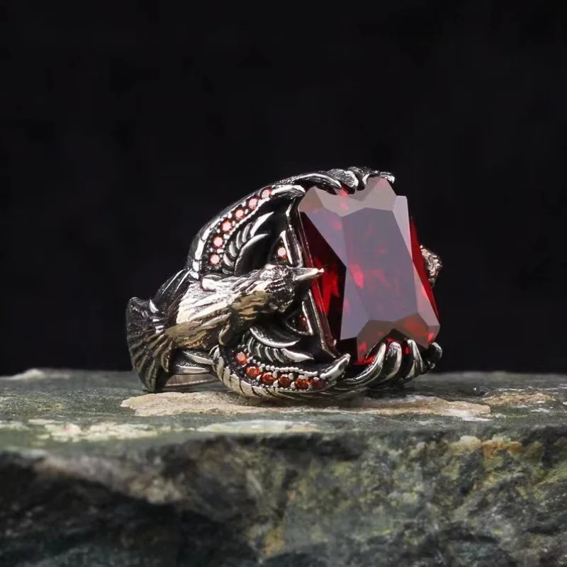 New European and American Men's Domineering Retro Eagle Spreading Wings Men's Punk Ring