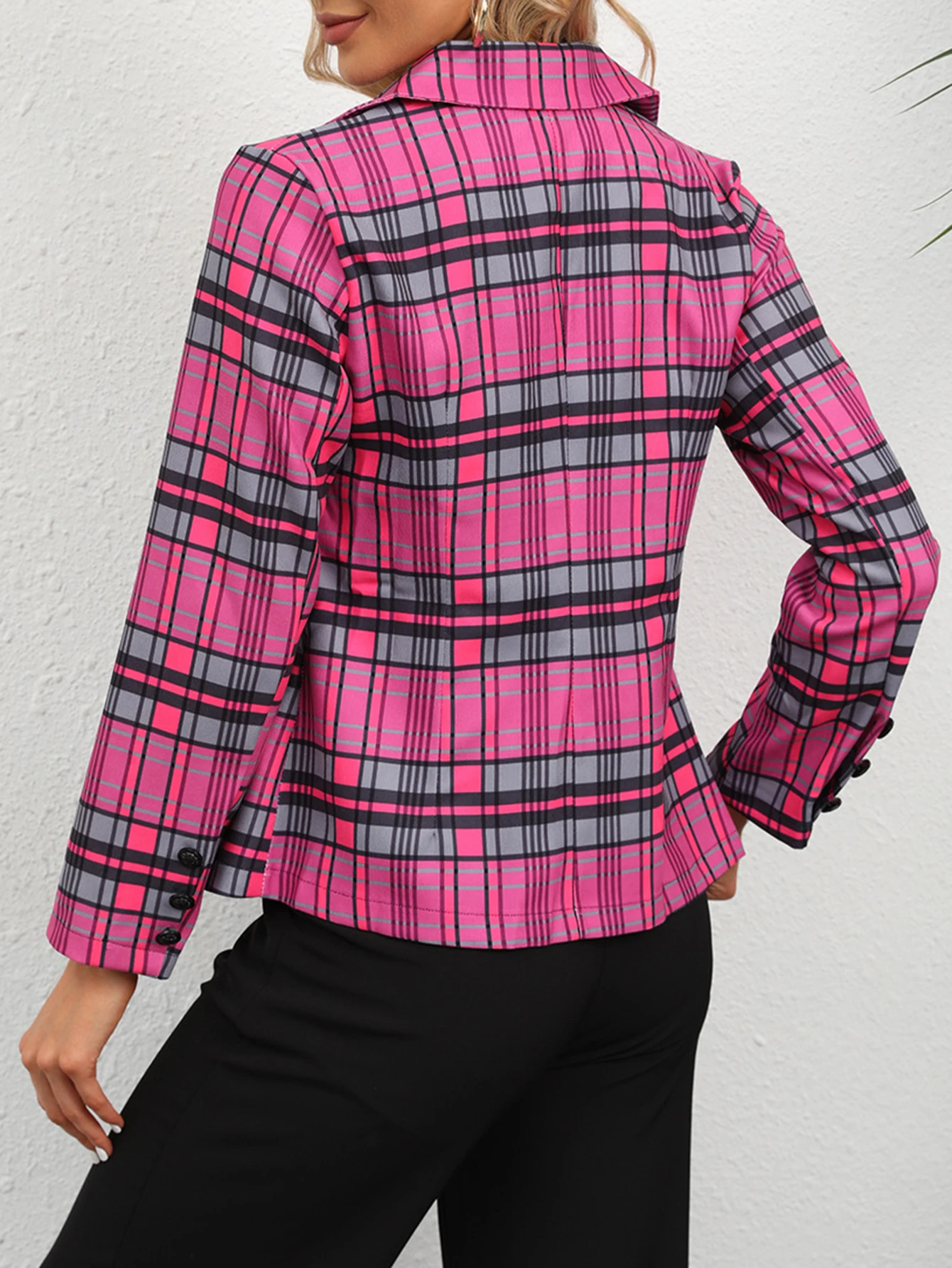 เสื้อโค้ทแขนยาวลายสก็อตสำหรับผู้หญิง กระดุมปกเสื้อแบบลาペル เสื้อคลุมสำหรับฤดูใบไม้ร่วงและฤดูหนาว แฟชั่นยุโรปและอเมริกา