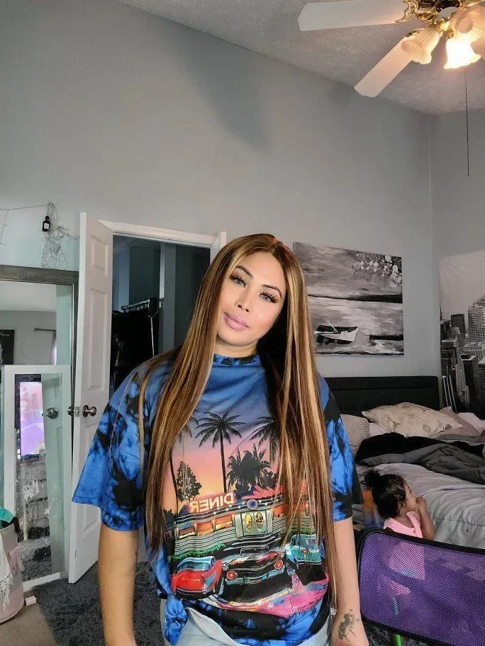 13x4 Glueless Blue Long Straight Synthetic Lace Front Wig Pre Plucked Ready To Wear for Women 24-32 Inch Daily Use