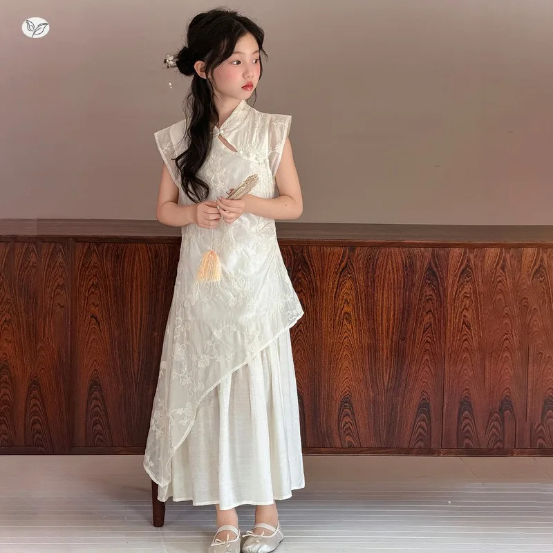Girls' New Chinese Cheongsam Skirt 2026 Summer New Children's Plate Button Dress Children's Embroidered Long Dress