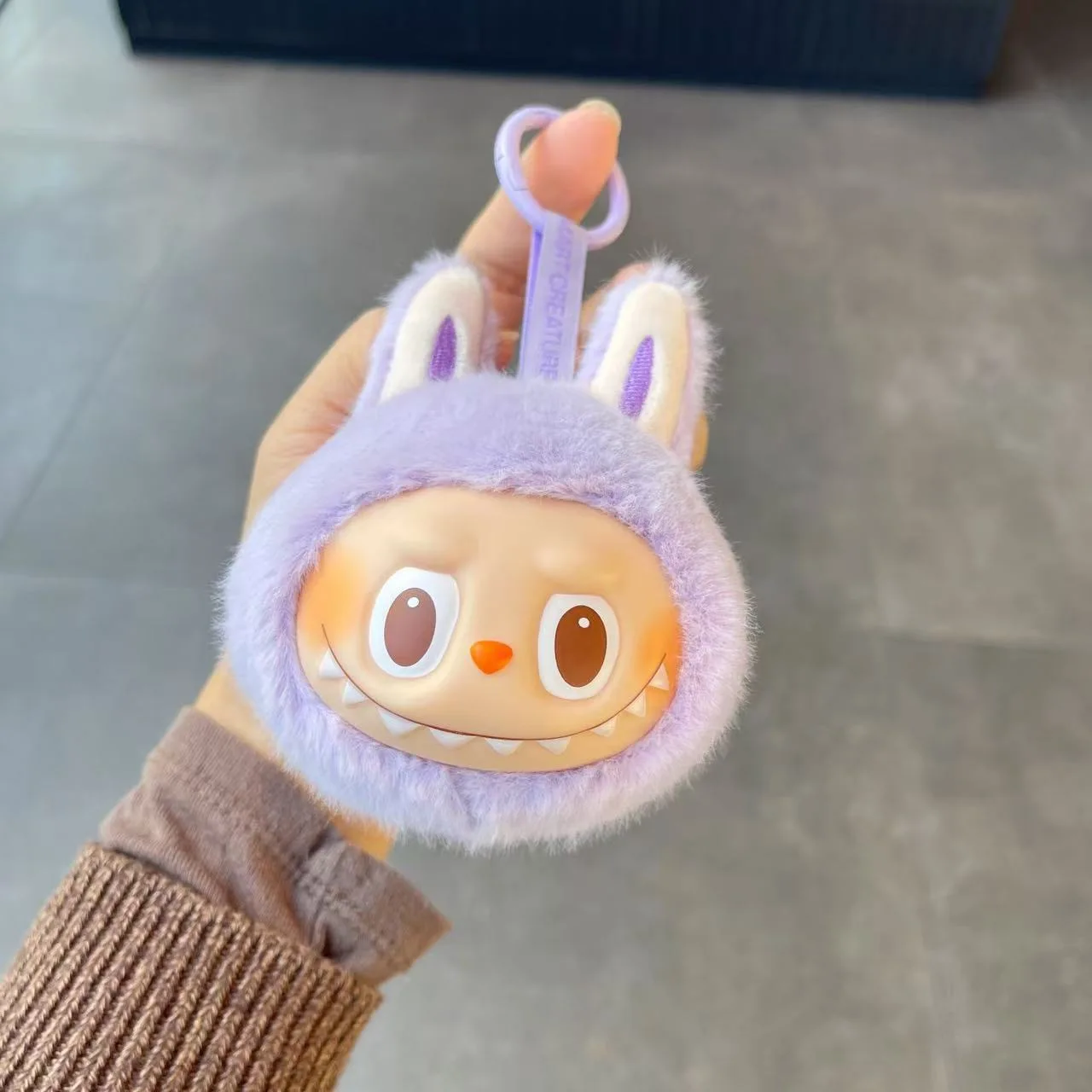 

New Labubu Cartoon Plush DimensionaKeychain Cute Doll Schoolbag Pendant Car Key Chain Women and Men for Gifts