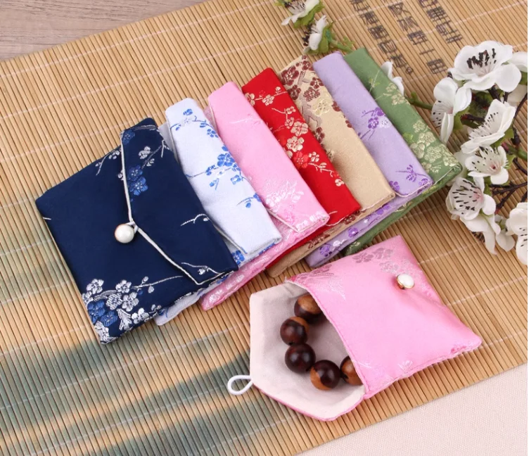 12pcs 3 Size Small Chinese Silk Brocade Purses Gift Bags for Bracelets Necklace Ring Earrings Storage Pouches Jewelry Packaging