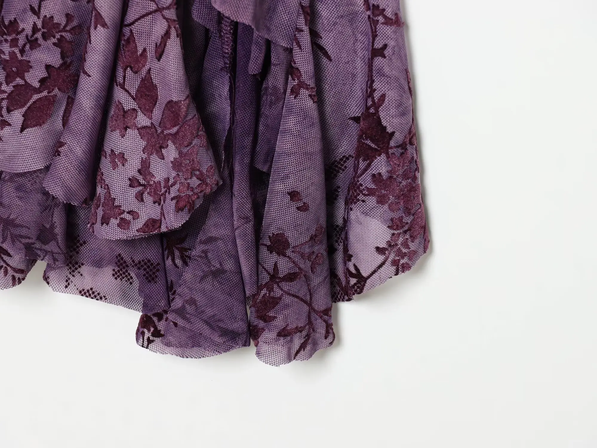 TFMLN Sexy Rüschen-Trägerkleid für Damen Ärmellos Rückenfrei V-Ausschnitt Party-Abendkleider Schlankes Damenkleid Neu 2026 Sommer – Detail 8