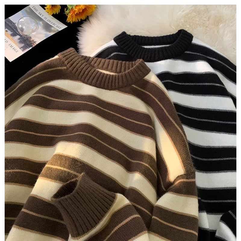 

Retro Contrasting Striped Round Neck Sweater for Men and Women in Autumn and Winter, New Knitwear Jacket, Loose Long Sleeved Top