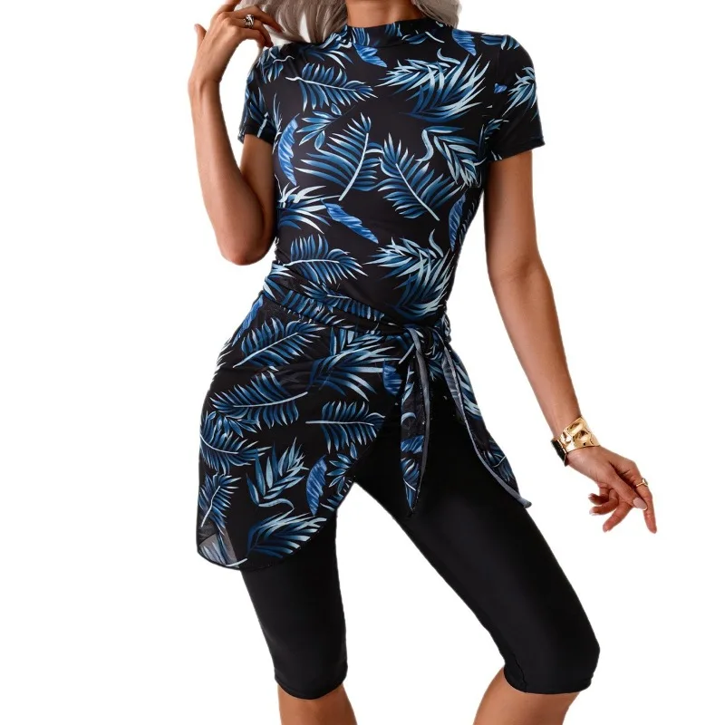 

Women's three-piece conservative and simple beach vacation swimsuit set YR070