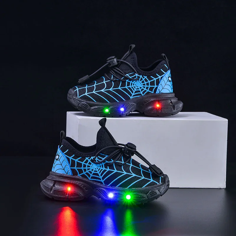 Sepatu olahraga anak laki-laki, sepatu olahraga Musim Semi dan Gugur sepatu lampu LED Spider-Man, sepatu anak laki-laki umur 1-6 tahun, sepatu kasual nyaman bersirkulasi