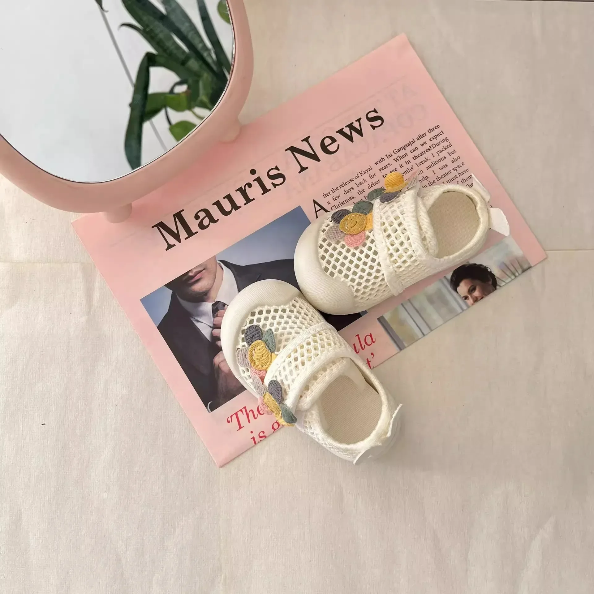 Baby Casual Shoes Toes Capped Anti-kicked 2025 Summer New Kids Walking Shoes Embroidered Flower Girls Flat Shoes Mesh Breathable