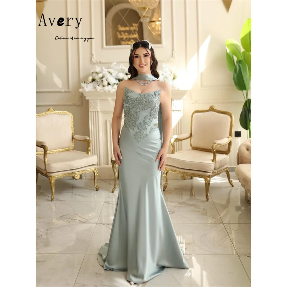 Avery Maßgeschneidertes Blumen-Fischschwanz-Abendkleid Schulterfreies Ärmelloses Elegantes Partykleid 2026 Luxuriöses Festkleid für Damen