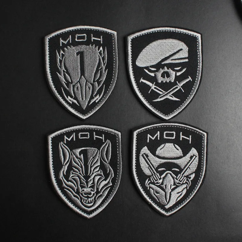 The Medal of Honor Skeleton Warrior 3D Embroidered Military Armbands Outdoor Badges for Military Fans Patches for Clothing
