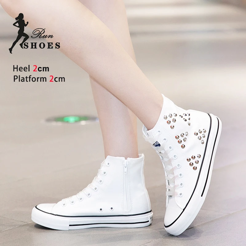 Women's Flats High Top Sneakers Woman 2024 Spring And Summer Fashion Rivet Outdoors Casual Vulcanize Shoes Couple's Canvas Shoes