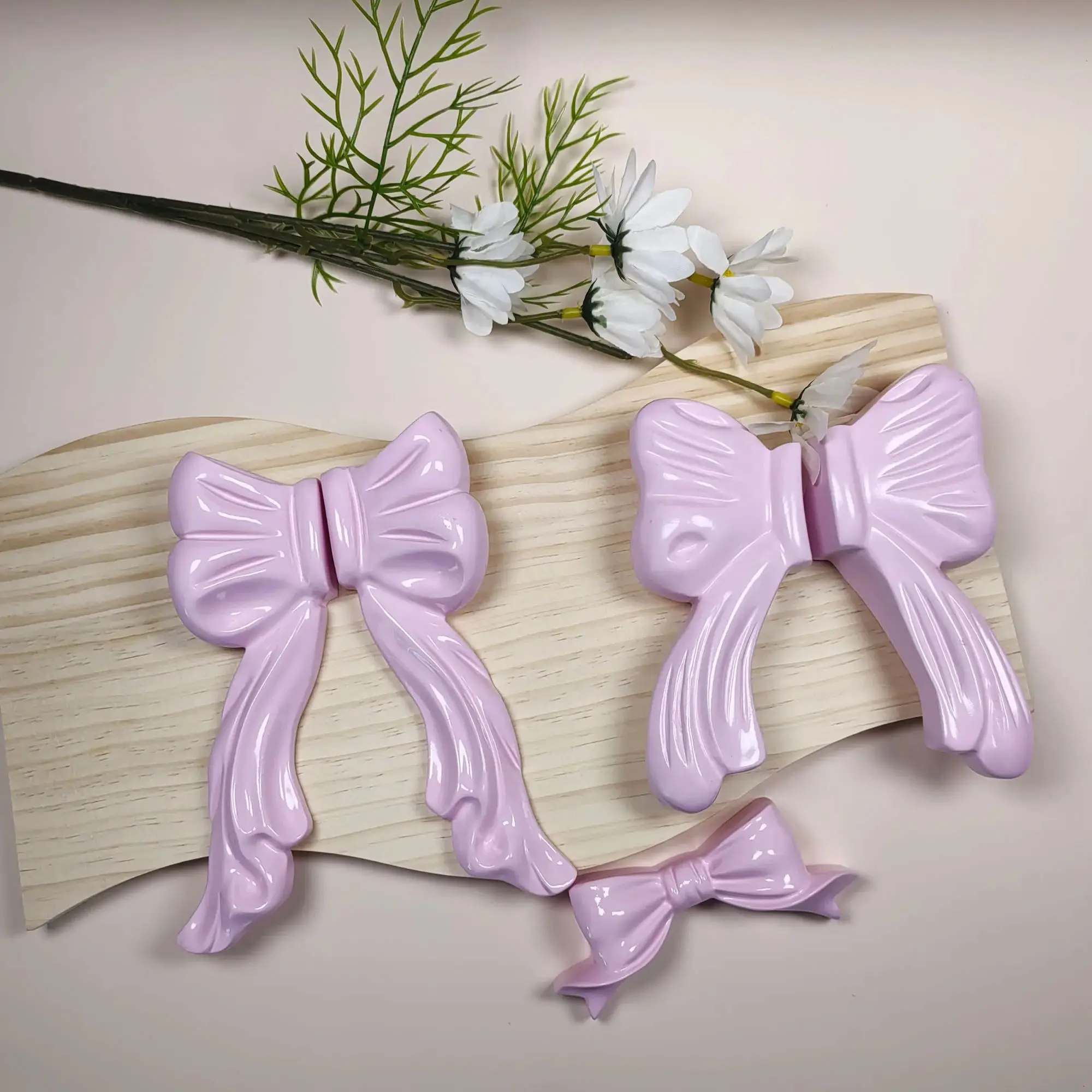 

Wooden Cabinet Handles Pink White Bowknot Creative Drawer Knobs Home Decoration Cupboard Wardrobe Pulls for Children's Room