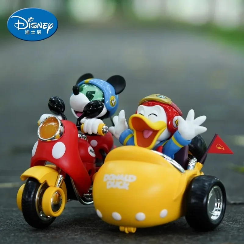 

Authentic Disney Mickey and Friends Speed Squad Motorcycle Series Mickey Mouse and Donald Duck Detachable Cartoon Models Garage