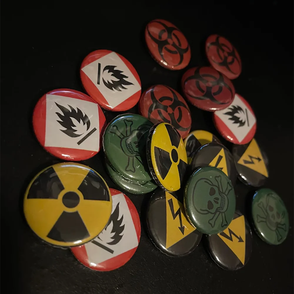 5 pcs Halloween decoration Danger Hazard Pins Buttons Biohazard Fire Poison Toxin Radiation Rads Electricity Power Punk Grunge