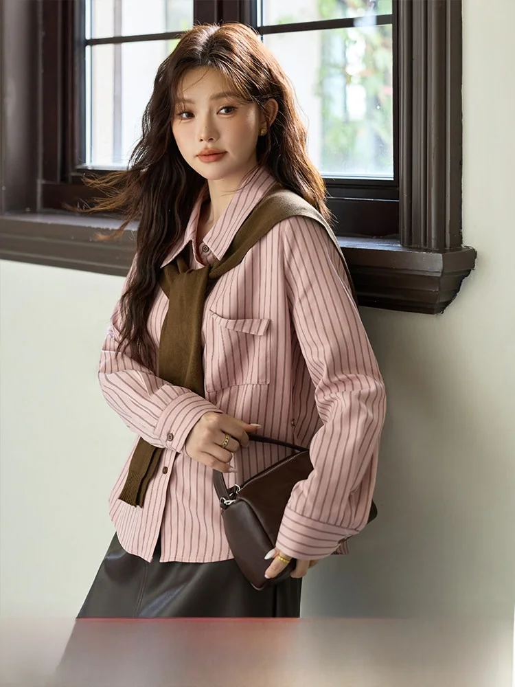 

Осенний комплект больших размеров, женский модный комплект в полоску и юбка в стиле преппи, комплект из двух предметов, повседневный комплект из полиэстера и нейлона...