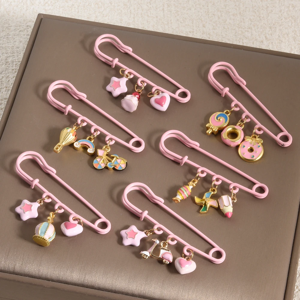 Pink Color Handmade Safety Pin Brooches Star Bee Rabbit Lollipop Donut Cake Jewelry Accessory Bag Charms Unique Gift Badges Y2K