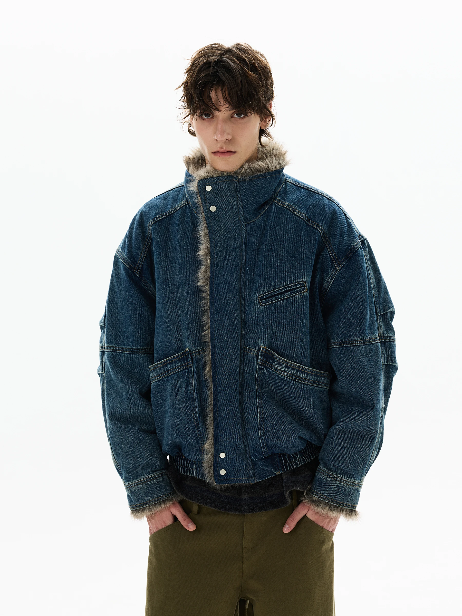 2025 Men's Winter New American Style Chic Faux Fur Collar Jackets Men's High-End Stylish Thickened Trendy Denim Jackets Parkas