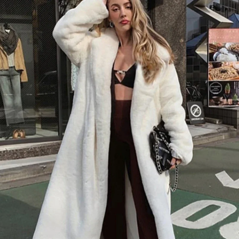 2024 New Female Winter Plush Thick Warm Loose Loose Lapel Fur Coat Women Faux Rabbit Fur Coat