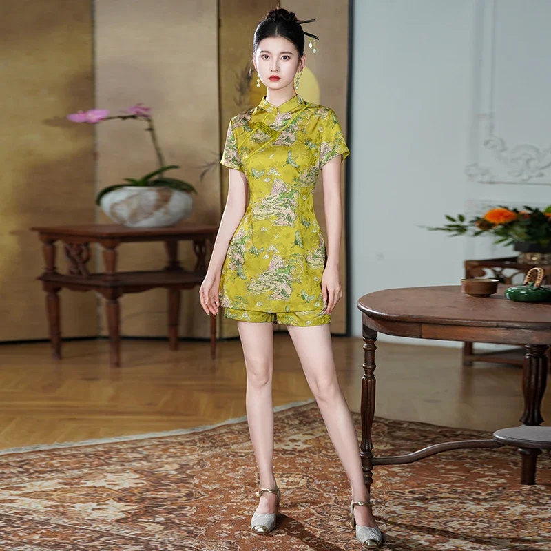 

Summer Luxury Sexy Clothing Modern Oriental 2 Piece Set Qipao- Crane Print Shorts Outfit Cheongsam suit