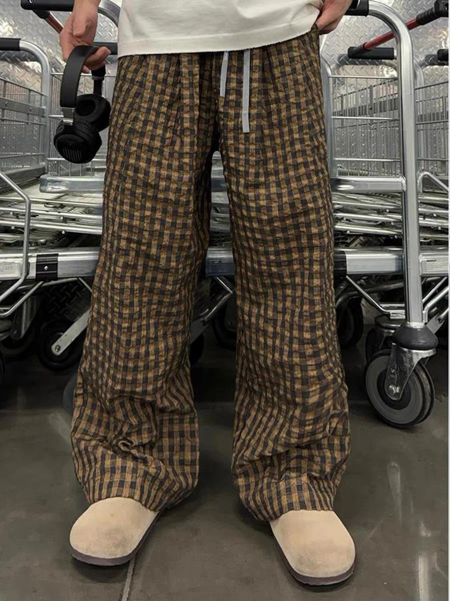 Pantaloni scozzesi in tessuto a bolle retrò americano Pantaloni larghi da uomo a gamba larga casual per il tempo libero Colore caffè Pantaloni versatili per il pendolarismo quotidiano