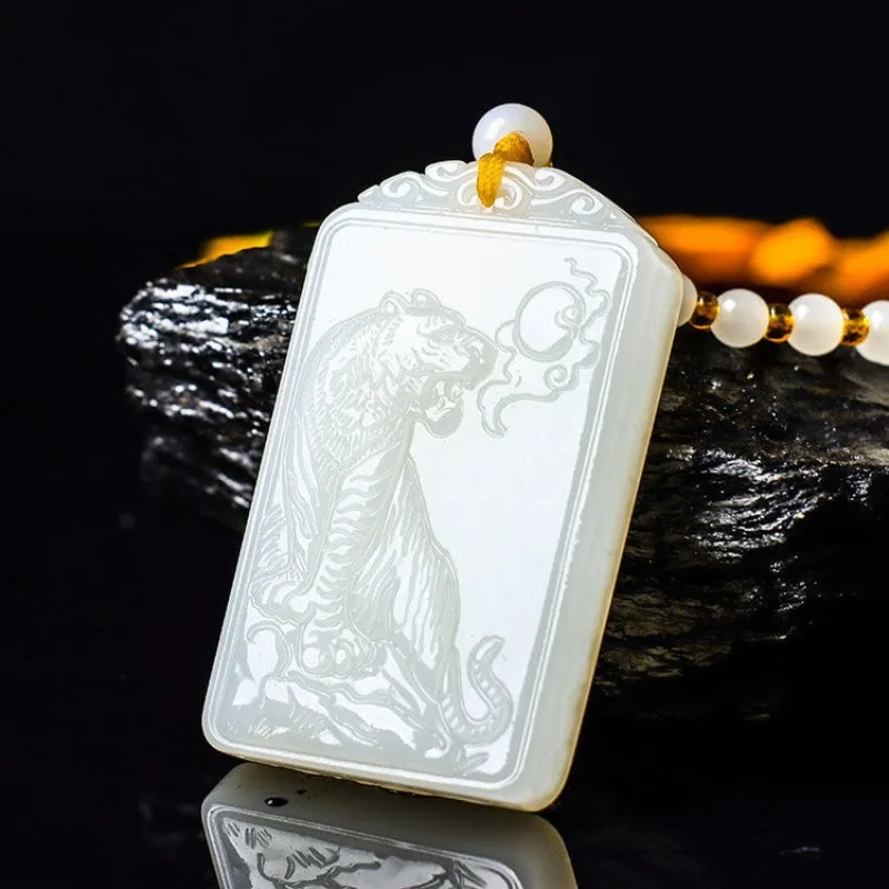 

Natural Outer Mongolian Material Seiko Engraved Mountain Tiger Pendant for Men and Women