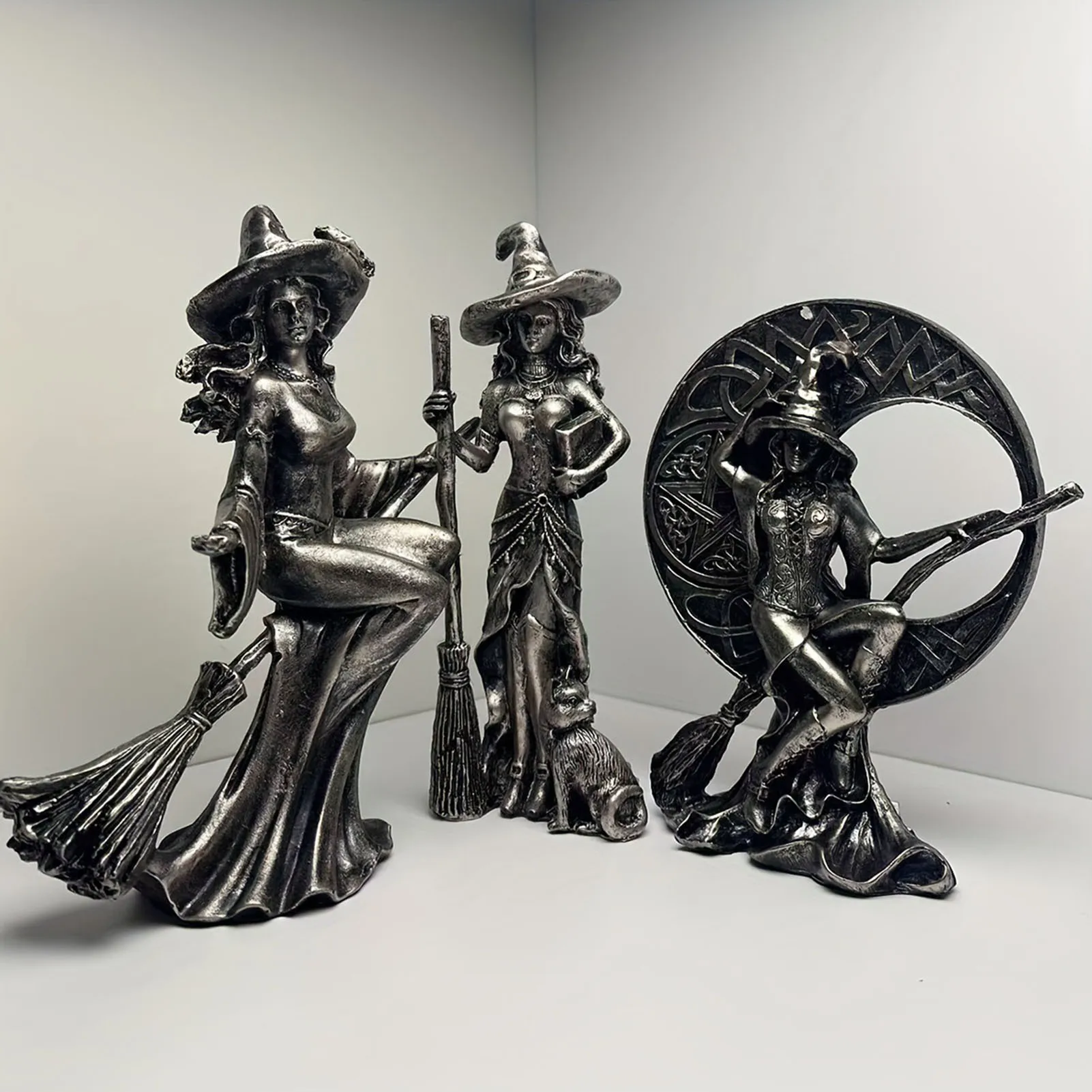 

Resin Witch Statue Witch Figurine Sculpture for Witches Lovers Sexy Funny Decorative Statue for Cabinet Mantel Decoration Office