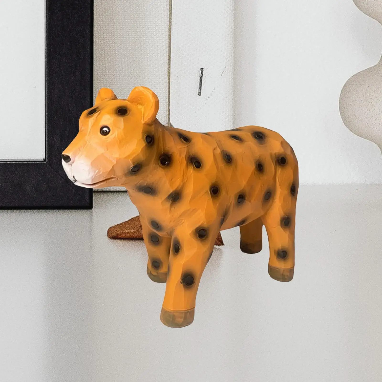 

Resin Leopard Model Statue Versatile Hand Painted 5.9x2.1x4.3inch Desktop Decoration for Table Centerpiece Decorative Modern