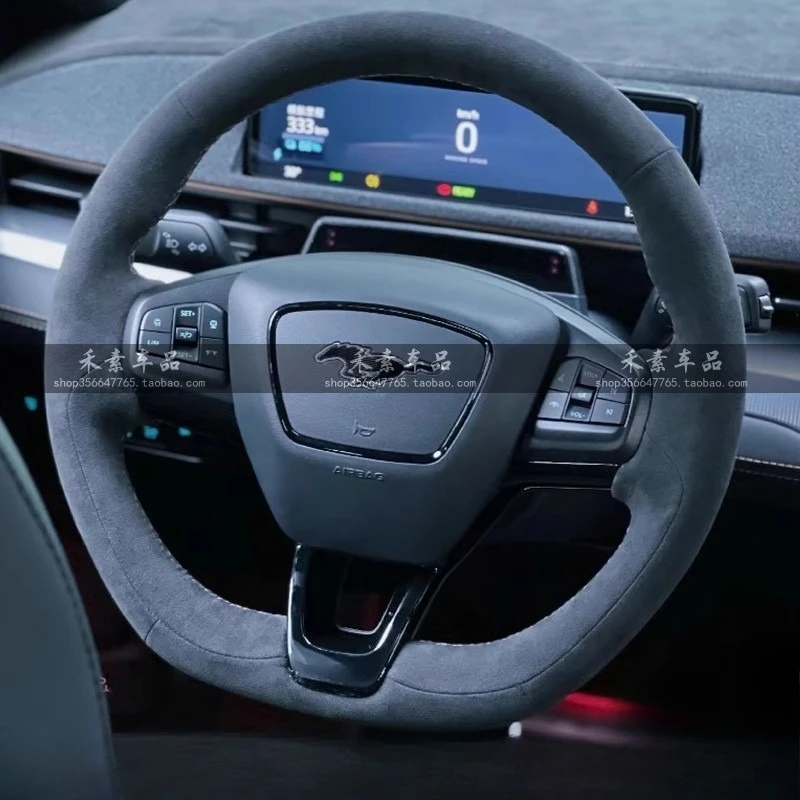 

Ford Mustang Mach-E 2021 2022, противоскользящий замшевый чехол на руль автомобиля с ручной прошивкой
