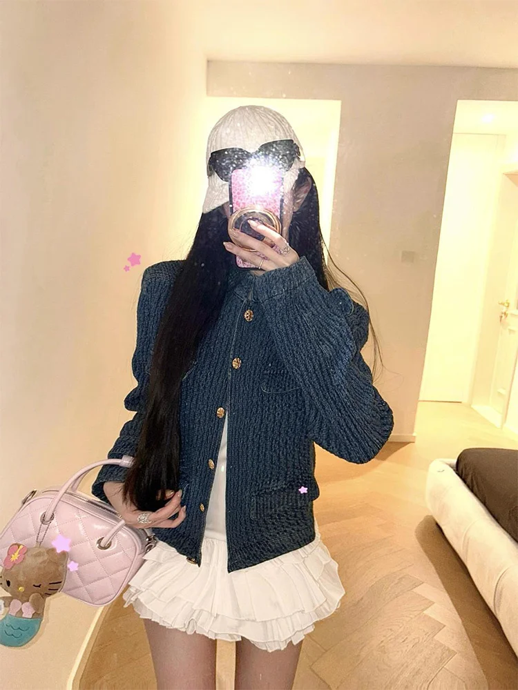 

Твидовый жакет с декоративными пуговицами для женщин, весенний, в стиле K-pop, офисный, в стиле хиппи, с бахромой, минималистичный, с рисунком, в стиле улджанг, богемный, с оборками, кавайный