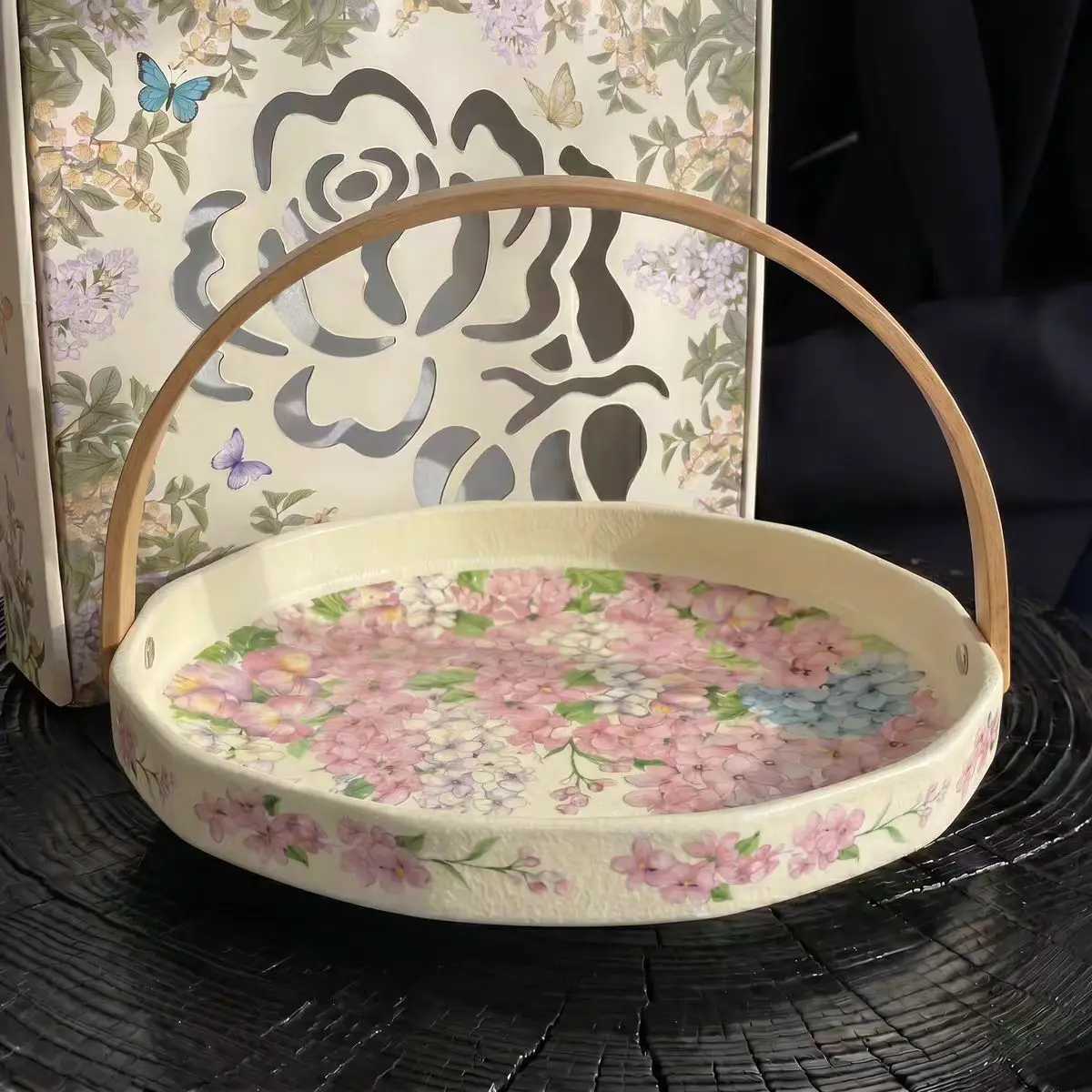 French Retro Stylish Ceramic Handheld Fruit Basket Living Room Coffee Table Snack Storage Desktop Decor Gift