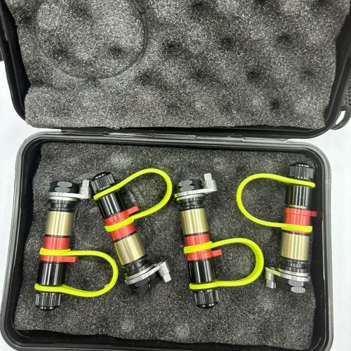 Imagen 2 del producto Válvula Universal para neumáticos, válvula de alivio de presión, desierto, todoterreno, arena, válvula de liberación rápida, accesorios para coche, 4 Uds.