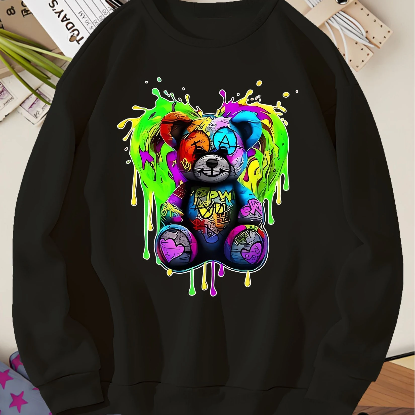 

Graffiti Bear Graphic Print Autumn and Winter Men's and Women's Sweatshirts Casual Loose Outdoor Street Sports Training Brand