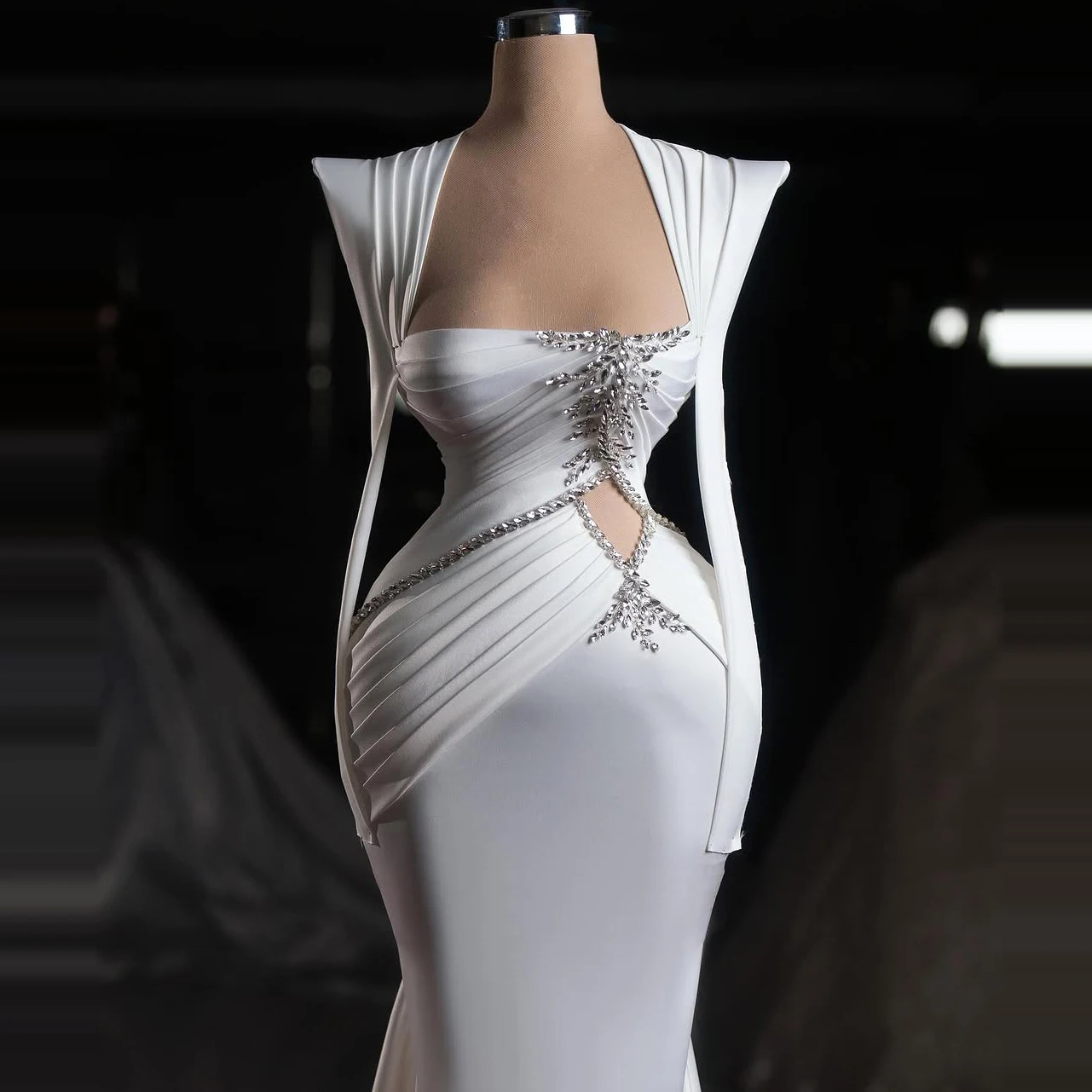 Evening Dress Long-Sleeved Formal Dress With Train Rhinestone Embellishment Women Suitable For Formal Occasions