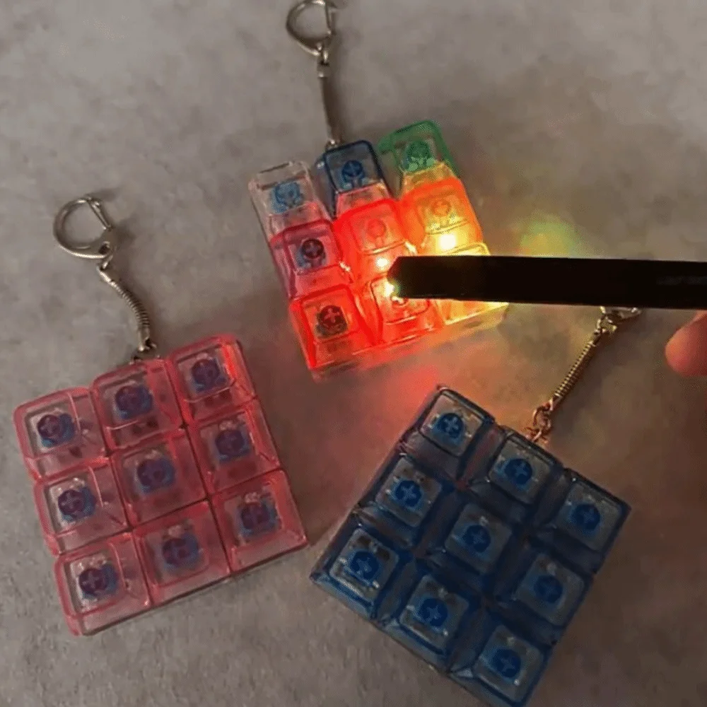 9 Keys LED Keyboard Key Toy Colorful Keycap Clear Clicker Decompression Fidget Keychain Pinch Toy Gentle Sound