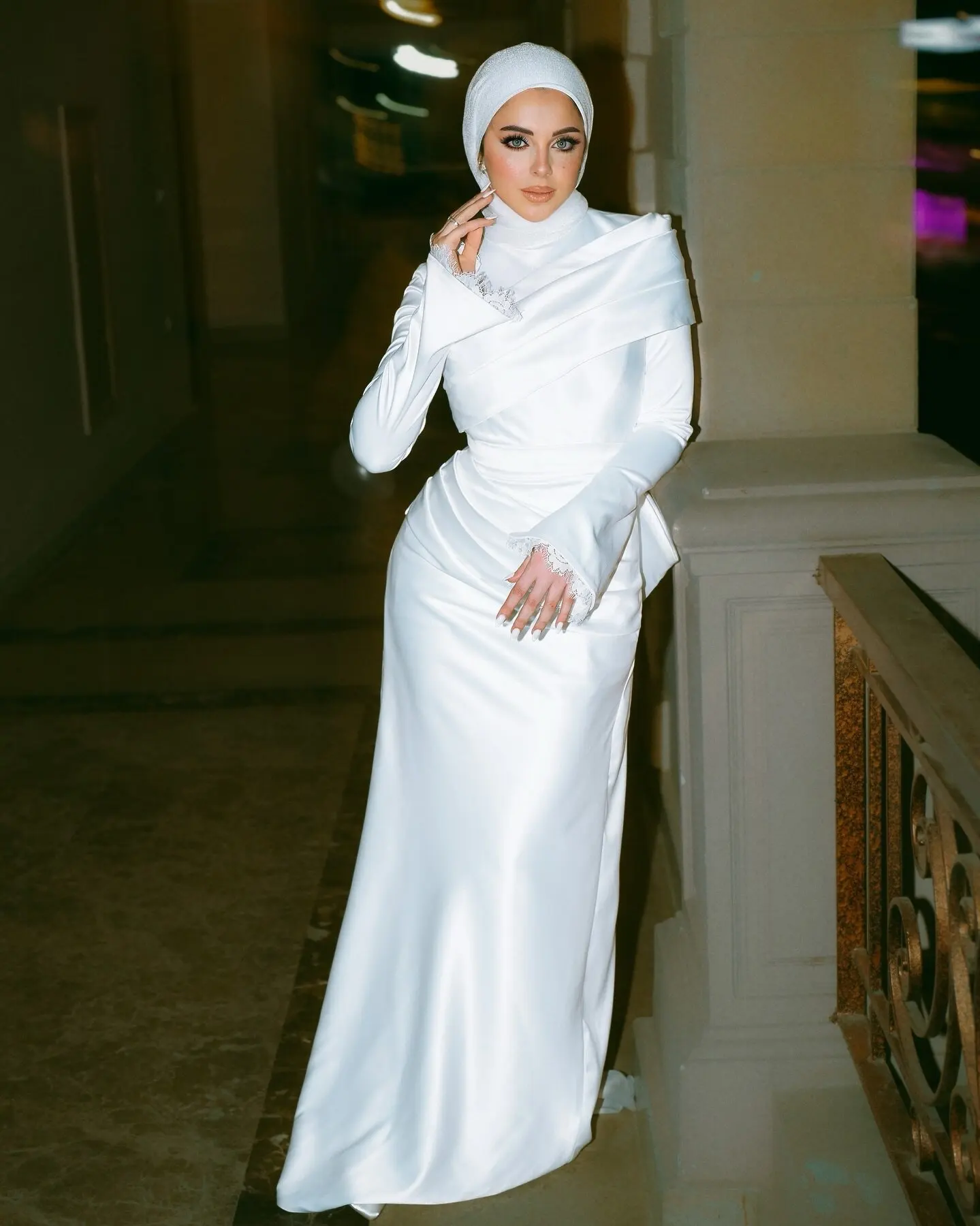 فستان زفاف أنيق مخصص للحجاب دانتيل كفة حورية البحر فستان زفاف إسلامي مطوي من الساتان العربي دبي فيستدوس دي نوفيا