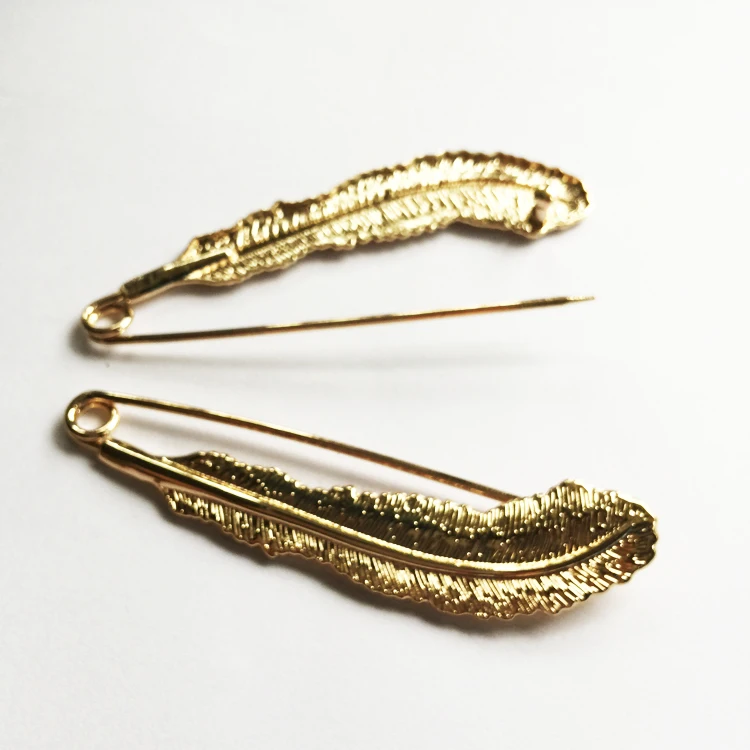 

Gold 2pcs/lot Length:9cm Feather Large Alloy Safety Pin--Big and Strong Enough to Hold Heavy-Material Garment accessories