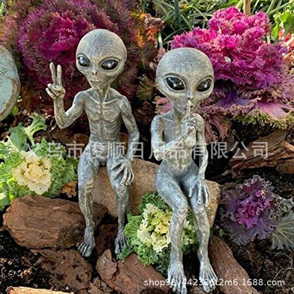 Resin Statue Alien Ufo Garden Decoration Outdoor Dwarf Sculpture Small Little People Figurine Miniatures Decorative Artifacts