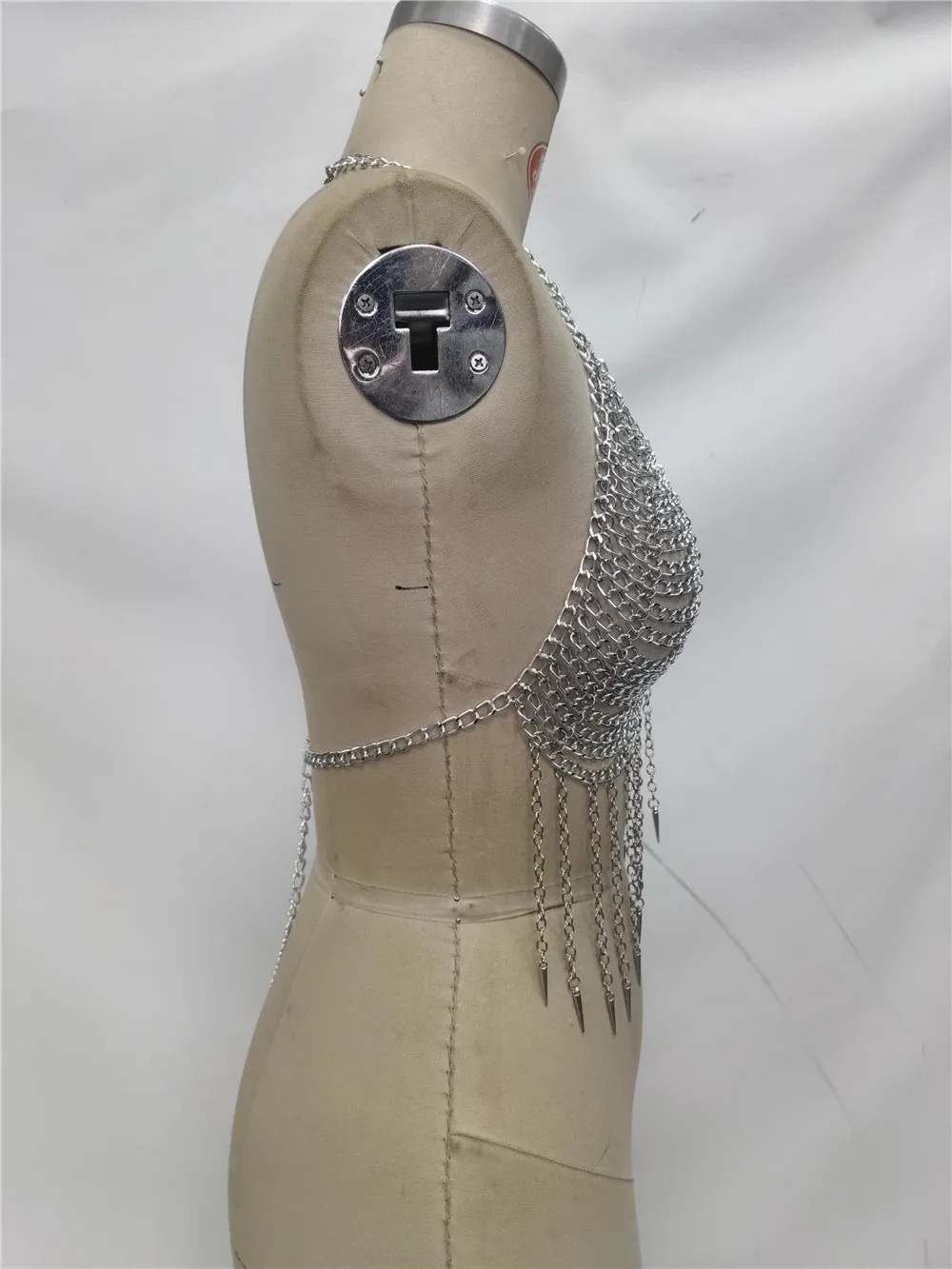 New Spicy Girl Small Sharp Cone Tassel Pendant Metal Chain Splicing Combination Top Small Tank Top Body Chain