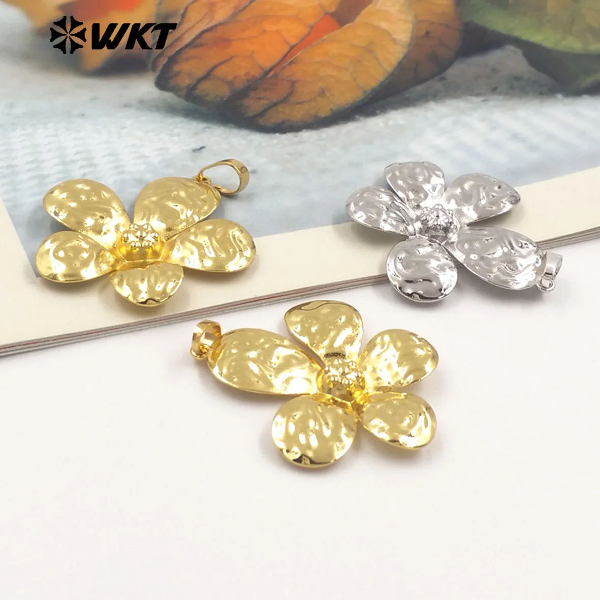 

WT-P1989 2024 New Product Yellow Brass With 18k Gold Plated Pendant Necklace For Women Special Gift Jewelry