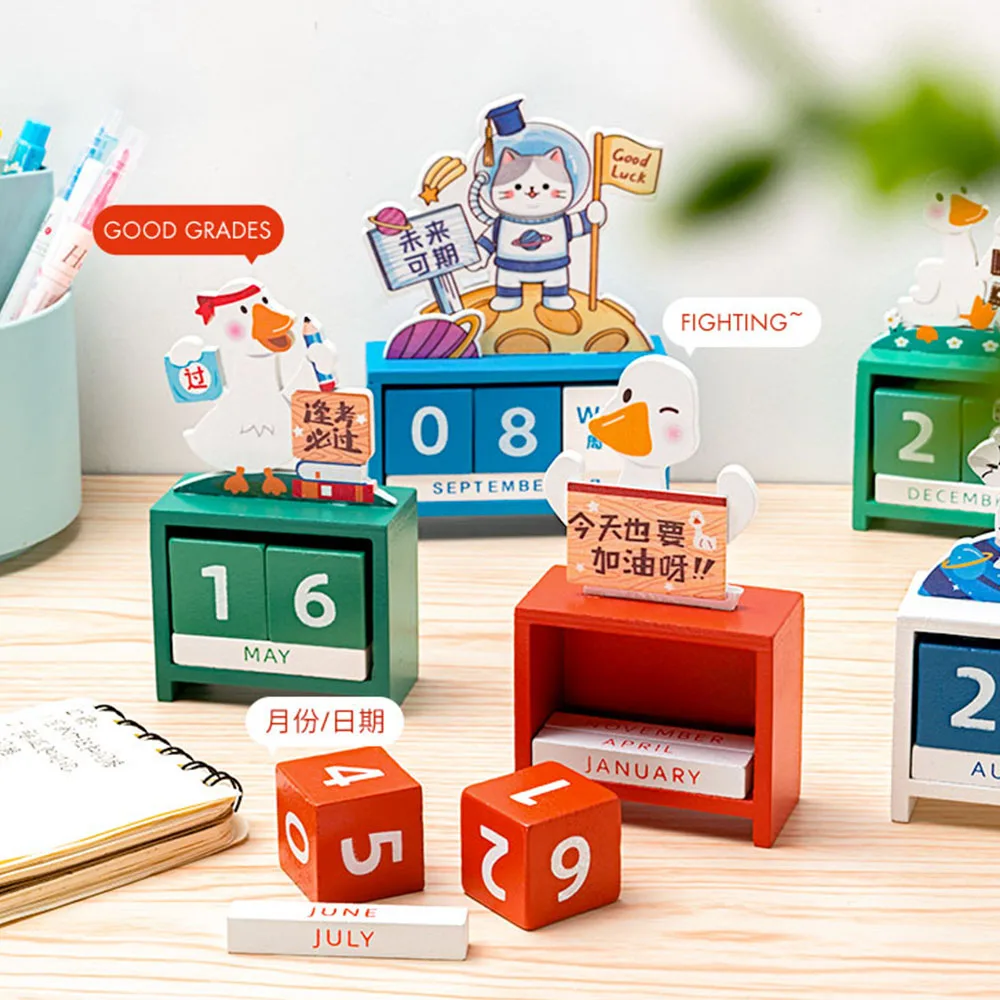 

Cute Desktop Wood Calendar