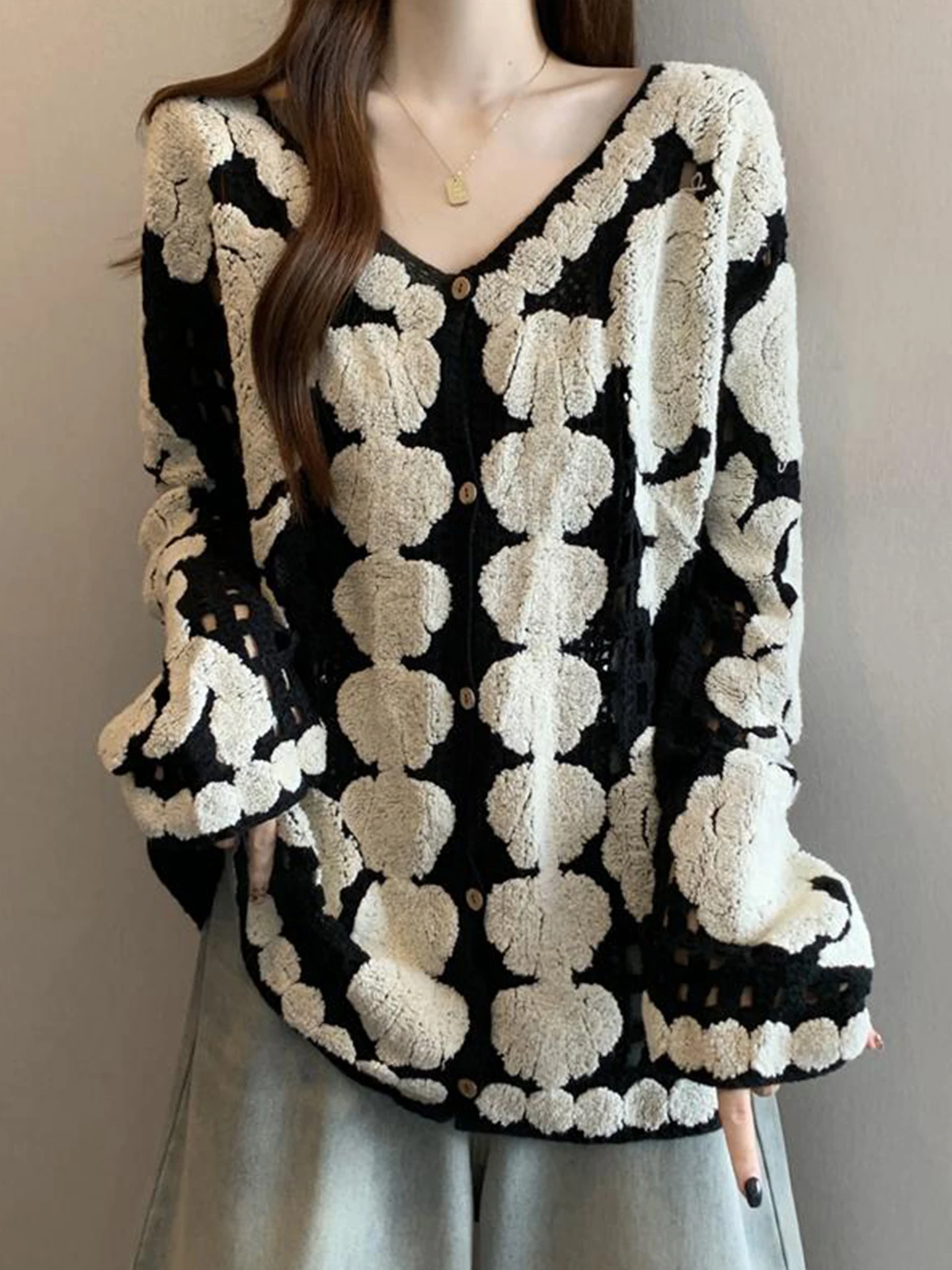 

Женский вязаный кардиган с V-образным вырезом, ажурный, дышащий, тонкий, свободного кроя, для ранней осени, в корейском стиле