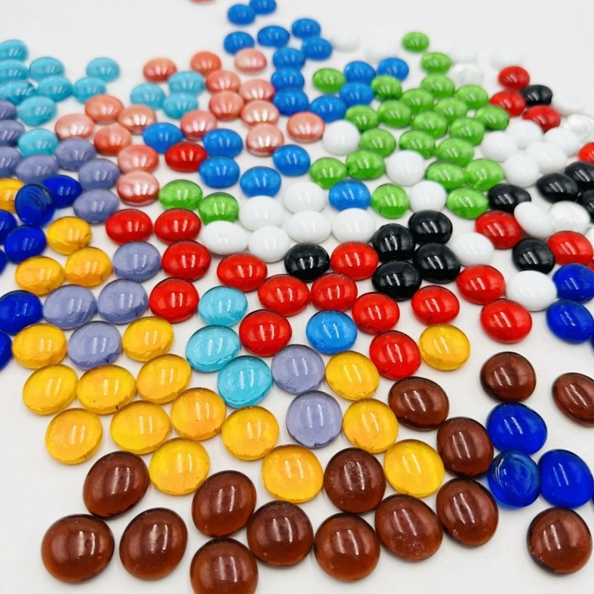 Colored pebbles and glass beads transparent glass aquarium decorations for aquarium landscaping and hydroponic decoration