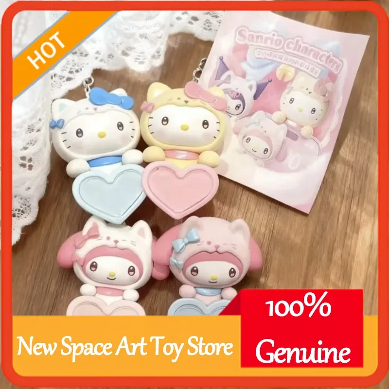 

Коллекционная мини-фигурка Sanrio Hello Kitty Guardian Meow Hipper Series (слепая коробка), оригинальный милый настольный декор, модный трендовый подарок
